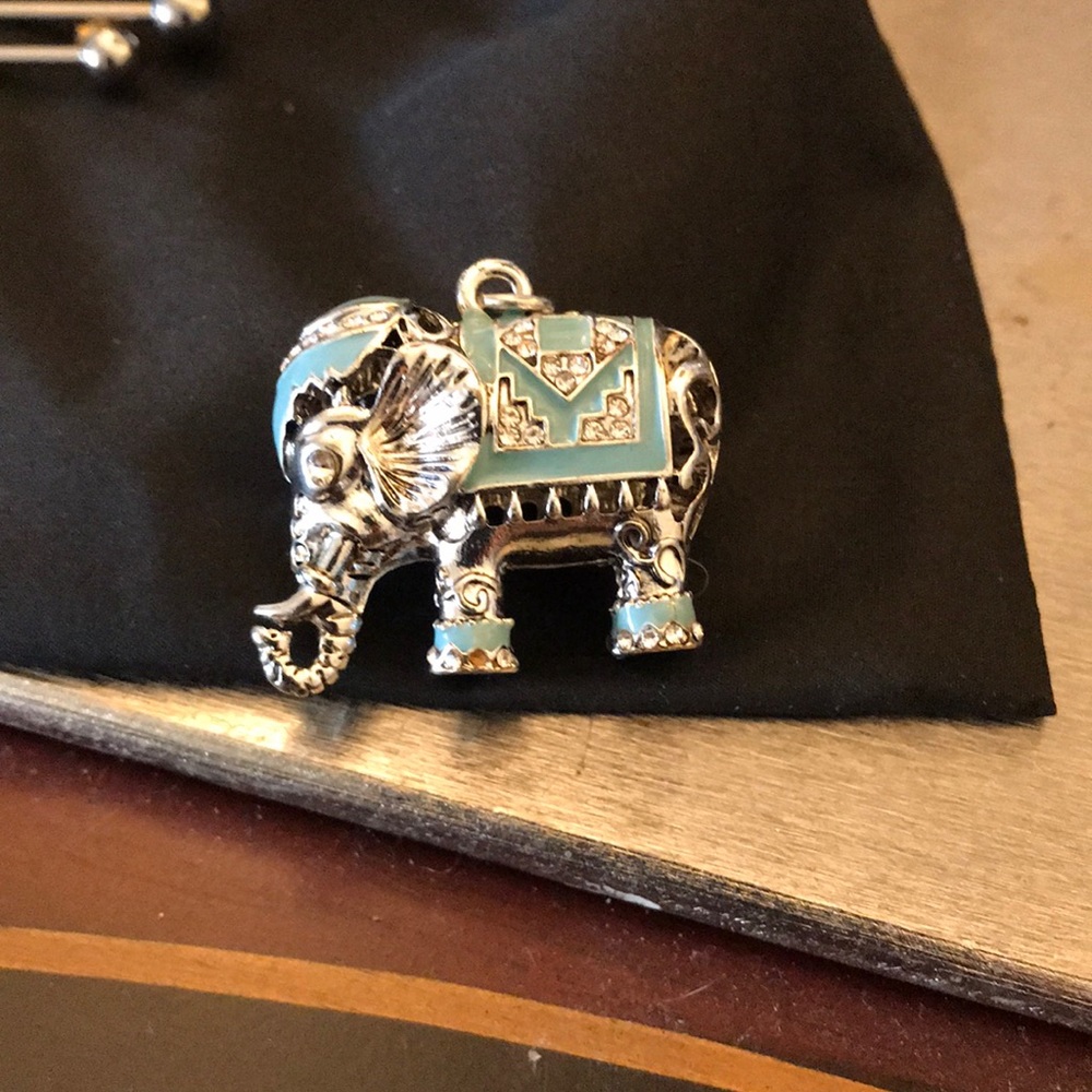 Elephant pendant NEW with crystals.